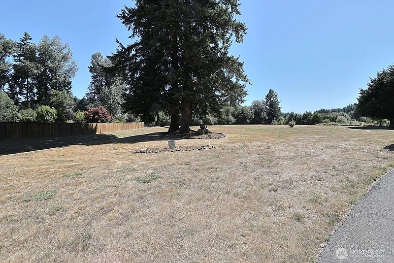 3rd image of 7616 Kylee Lane SE