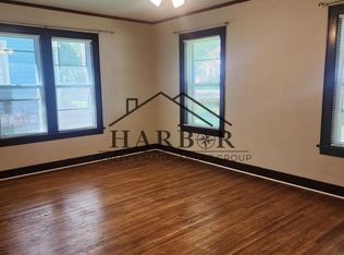 2 bedroom with plenty of storage!, Albert Lea, MN 56007