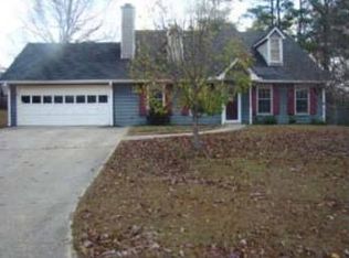 2512 Whisper Ct, Dacula, GA 30019