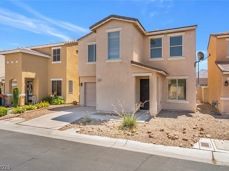 2136 Casa Ladera St — Photo 2