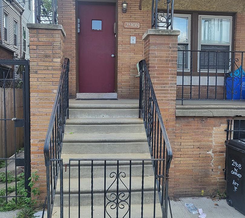 1st image of 2908 W Oxford St #1