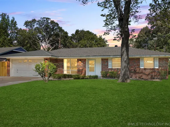 2221 W 45th St, Tulsa, OK 74107