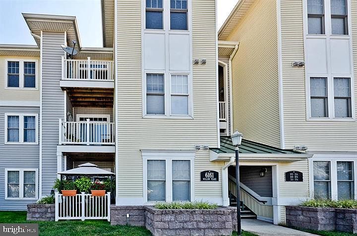 1st image of 6161 Willow Pl APT 301