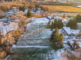 S15W22398 Arcadian Ave, Waukesha, WI 53186