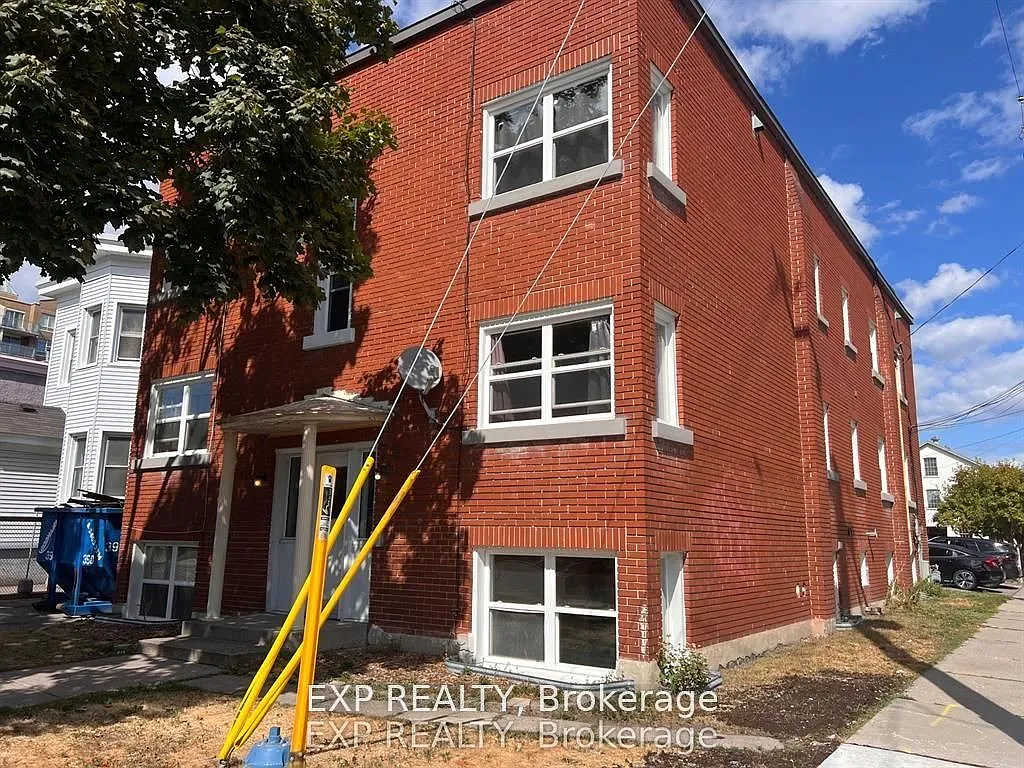 2 bed, $1,900 — Photo 2
