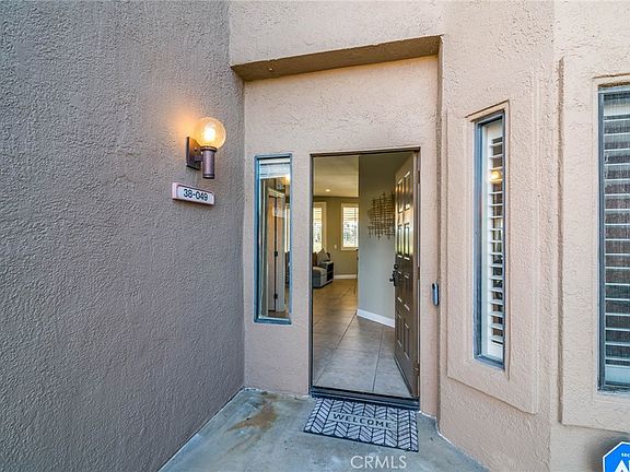 4th image of 38049 Crocus Ln