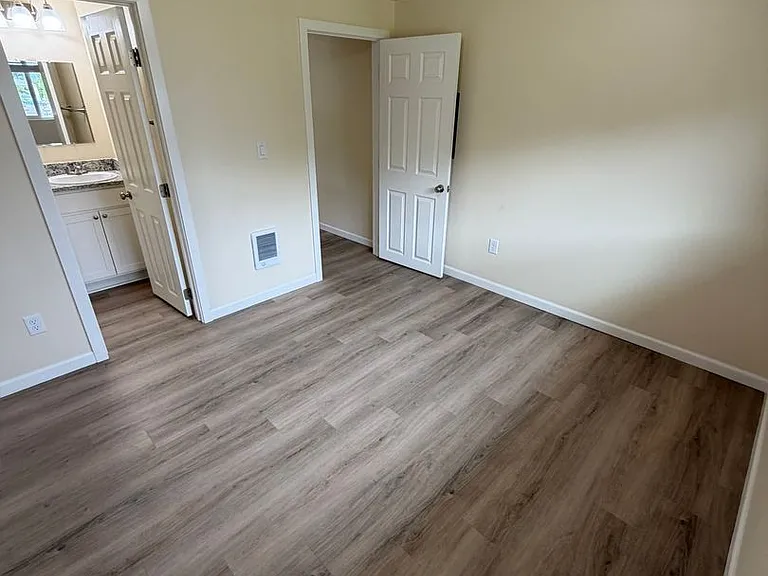 2215 Elm St SW — Photo 48