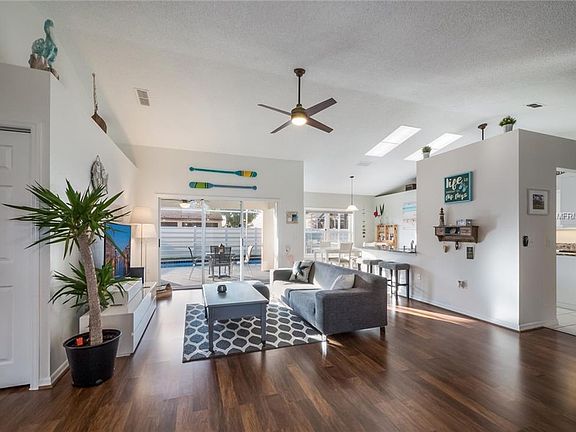 5th image of 4502 Bristol Ct E