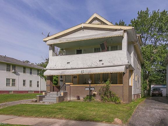 3rd image of 15333 Plymouth Pl