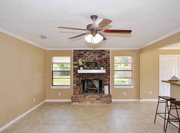 3rd image of 66 Oleander Ct