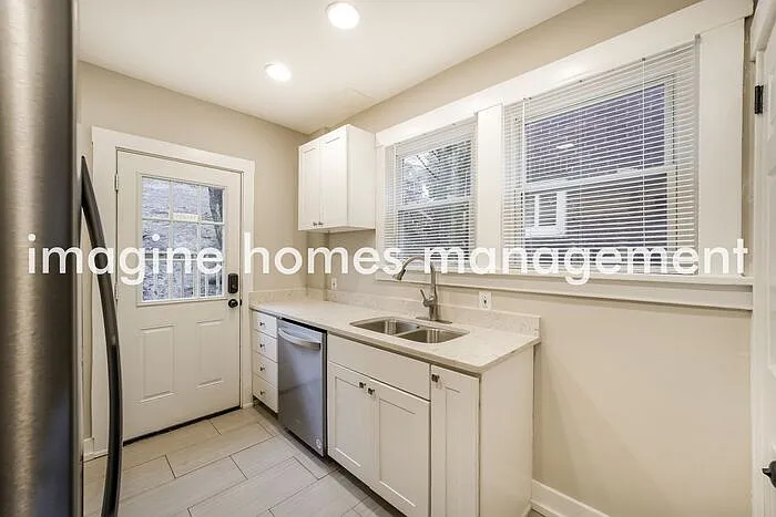 95 Frankfort Ave — Photo 6