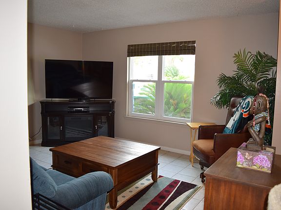 5th image of 119 Valencia Dr