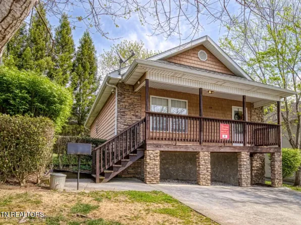 644 Lloyd Huskey Rd, Pigeon Forge, TN 37863