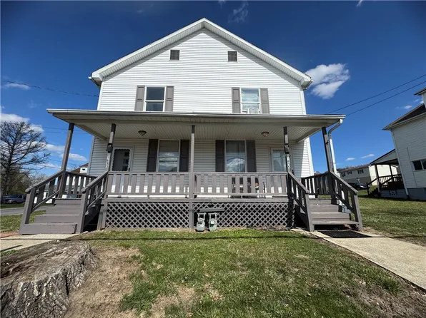 1633 S Pittsburgh St, Connellsville, PA 15425