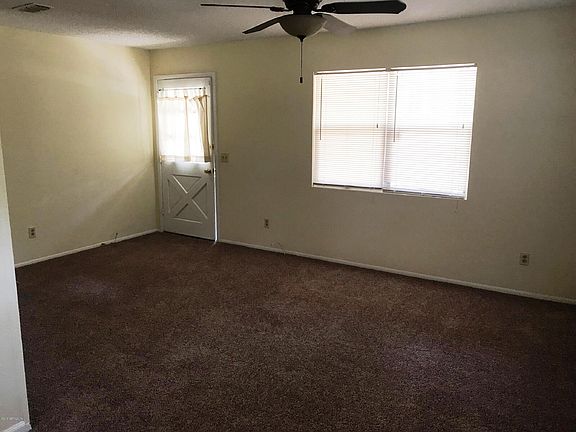 5th image of 2119 Butler Ave