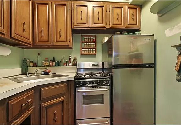 3rd image of 250 W 15th St APT 5B