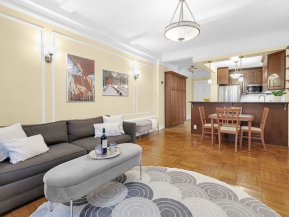 2nd image of 150 W 87th St APT 8A