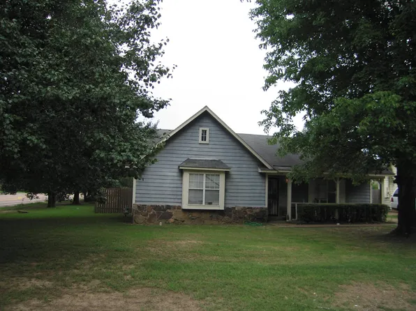 6005 Cloverland Cv, Millington, TN 38053