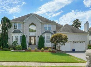 20 Violet Cir, Howell, NJ 07731