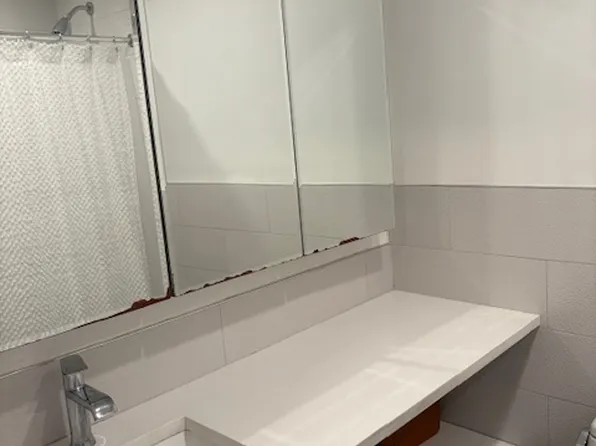 330 East 38th Street image 11 of 13