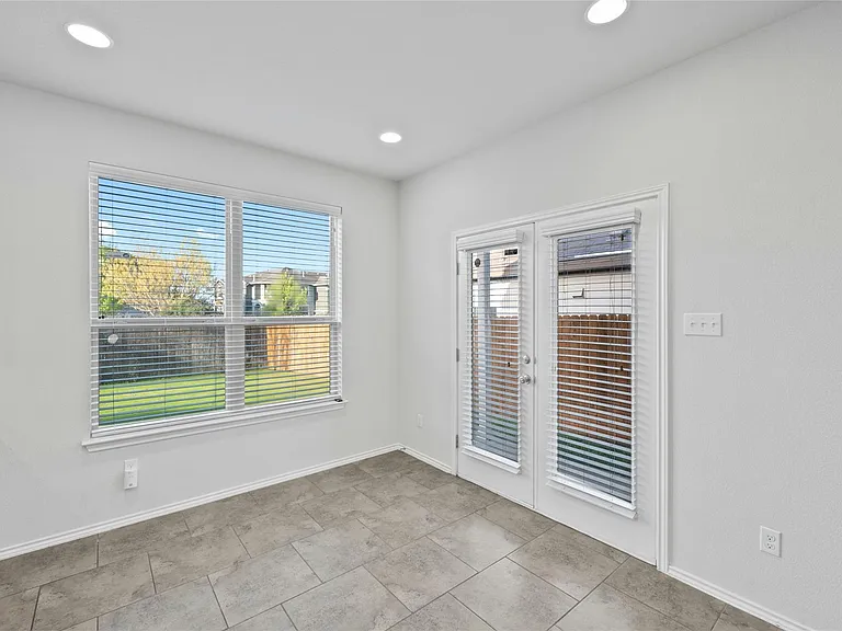 9924 Milla Cir — Photo 18
