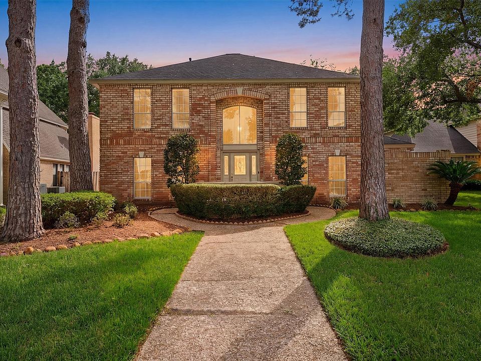 1st image of 15307 Sierra Pines Ct