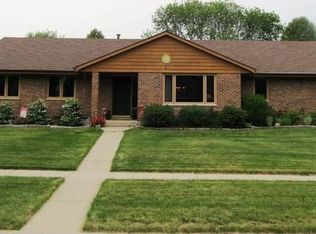 847 Krpan Dr, Sycamore, IL 60178