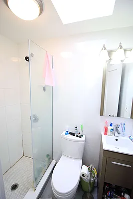 Rented by True Real Estate Group | media 12