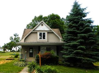 413 N West St, Angola, IN 46703