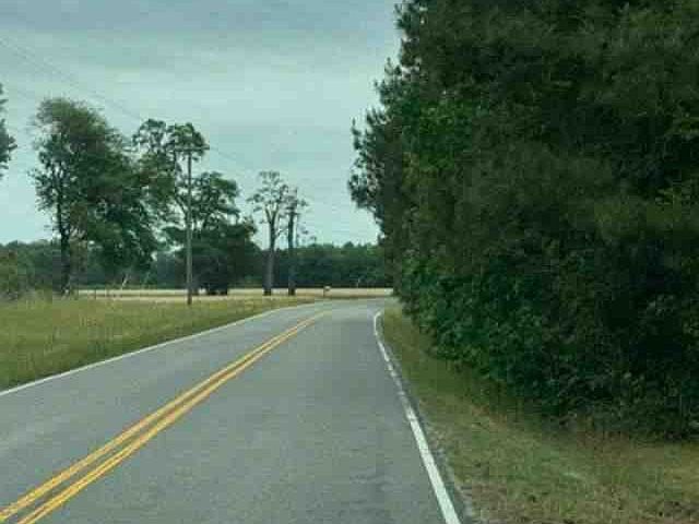 2nd image of 2392 W River Rd