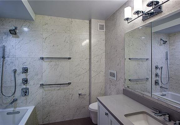 4th image of 330 E 38th St APT 17N