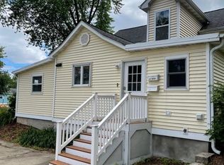 110 Water St UNIT 2, Dundee, IL 60118