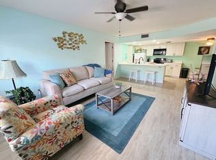 7117 27th Avenue Dr W, Bradenton, FL 34209