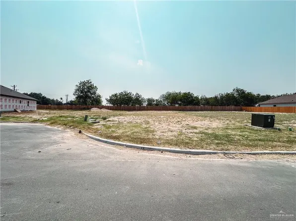 8011 N 49th Ln, McAllen, TX 78501