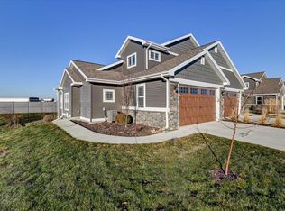 6529 Cortland Park Dr, Deforest, WI 53532