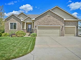 3650 N High Point Ct, Wichita, KS 67205