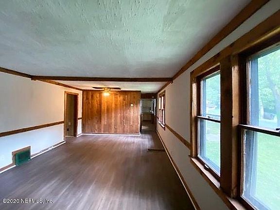 2nd image of 10166 Clairmont Dr