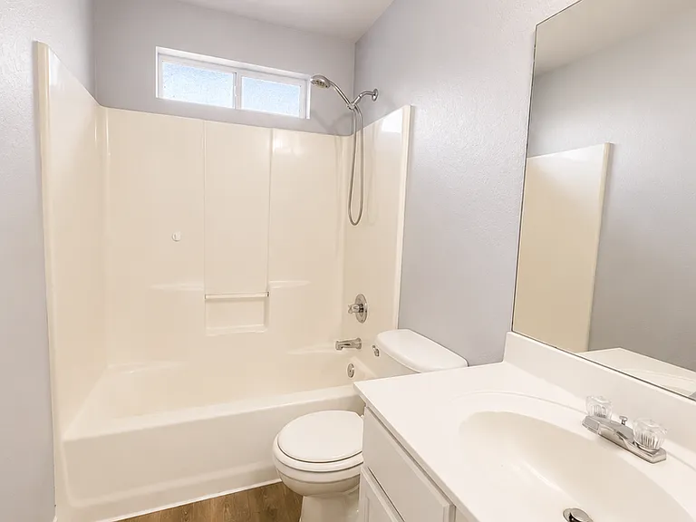 3012 Viewcrest Dr — Photo 9