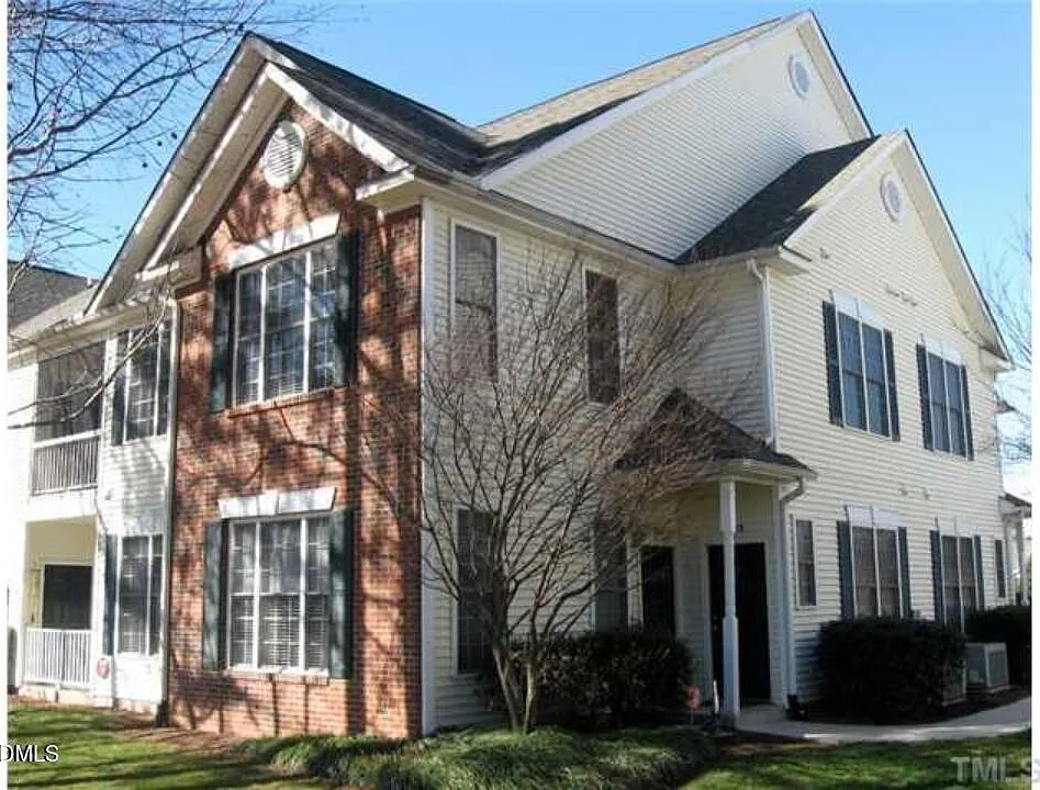 2 bed, 2.0 bath, 1138 sqft, $1,695 — Photo 1