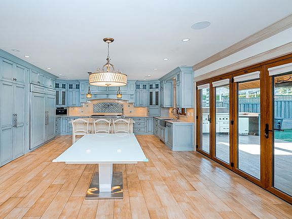 5th image of 5115 Georgia St