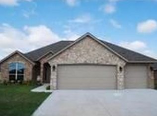 3001 Alethea, Moore, OK 73160