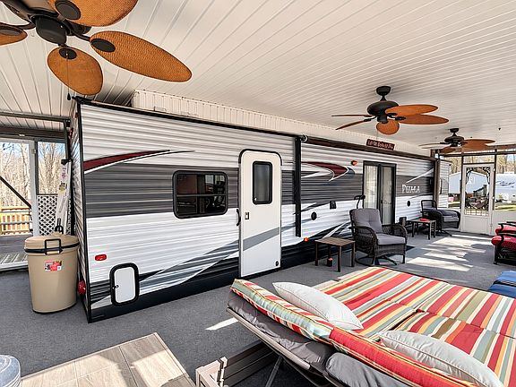 3rd image of 4231 Beal Rd