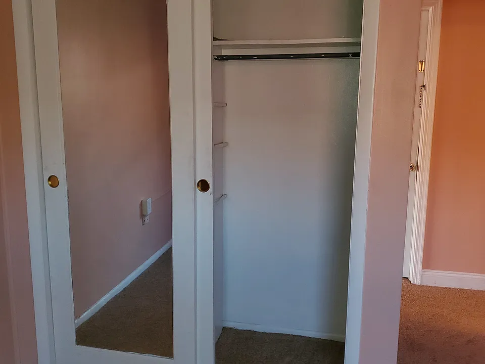 2nd Bedroom closet