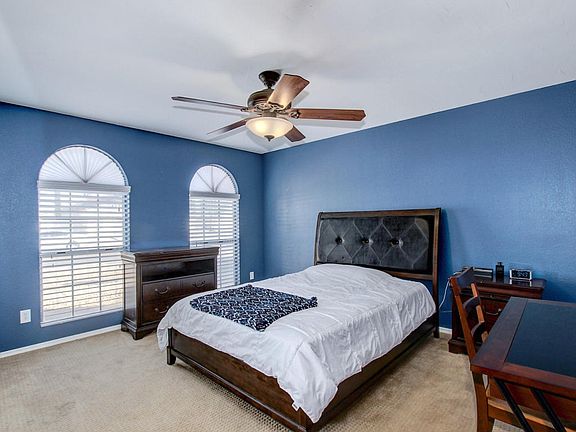 5th image of 8859 W Greenbrian Dr