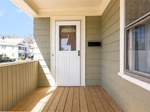 2nd image of 183 Narragansett St