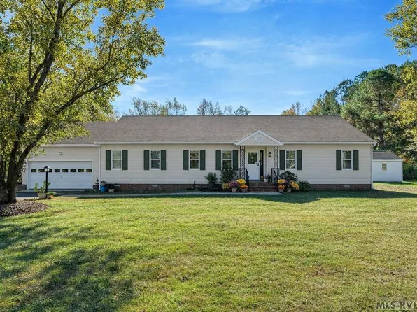 127 Cumbia Ln, Brodnax, VA 23920