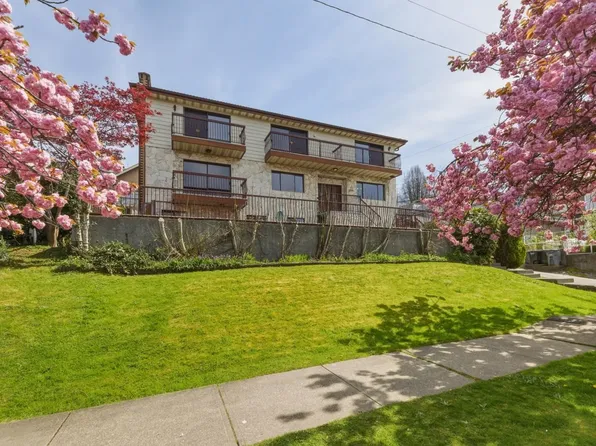 370 Kootenay St N, Vancouver, BC V5K 3R5