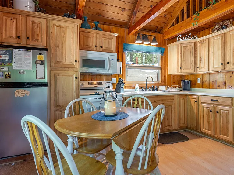 Dining / kitchen area