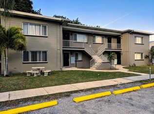 1693 2nd Ave N APT 1, Saint Petersburg, FL 33713
