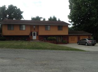 109 Private Road 2462, South Point, OH 45680